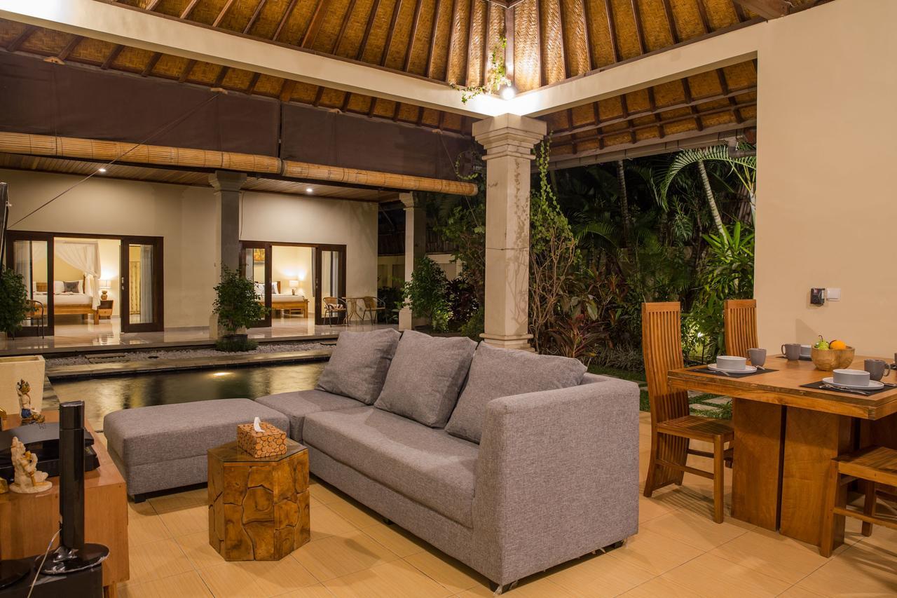 Villa Deshy Seminyak Eksteriør billede