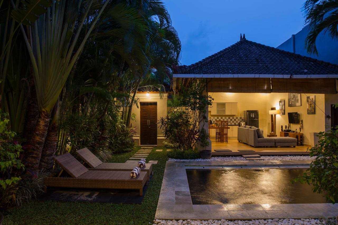 Villa Deshy Seminyak Eksteriør billede